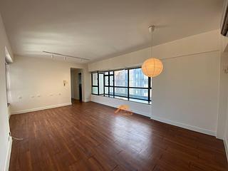Mid Levels Central - The Grand Panorama Block 1 02