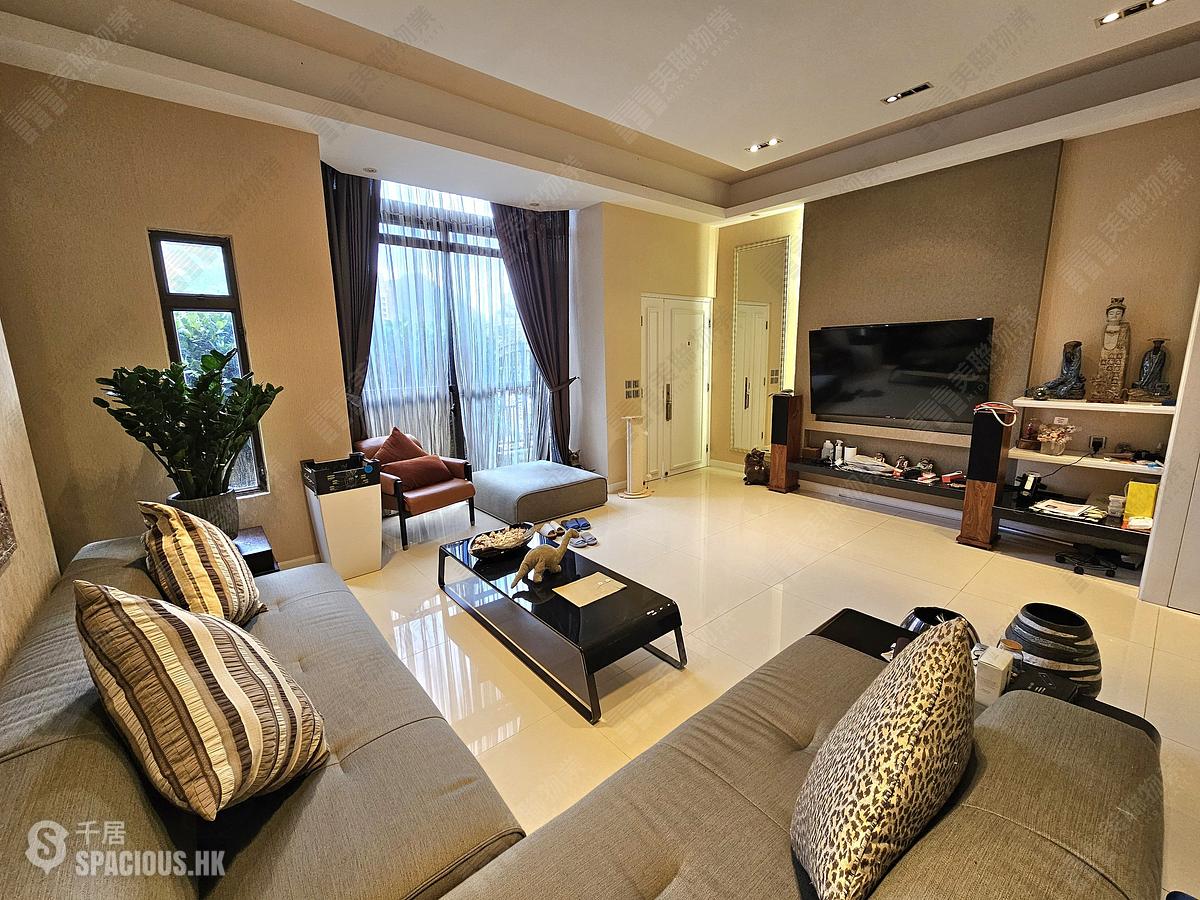 Deep Water Bay - 45, Island Road 01