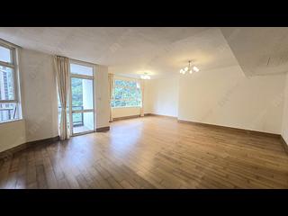 Mid Levels Central - Tregunter Block 1 02