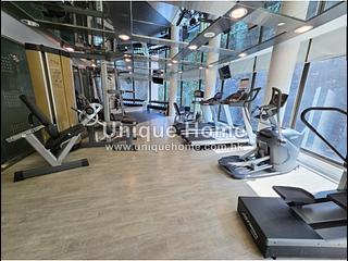 Mid Levels Central - Fairlane Tower 13