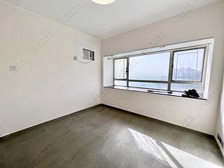 Ap Lei Chau - South Horizons Phase 2 Yee King Court (Block 8) 02