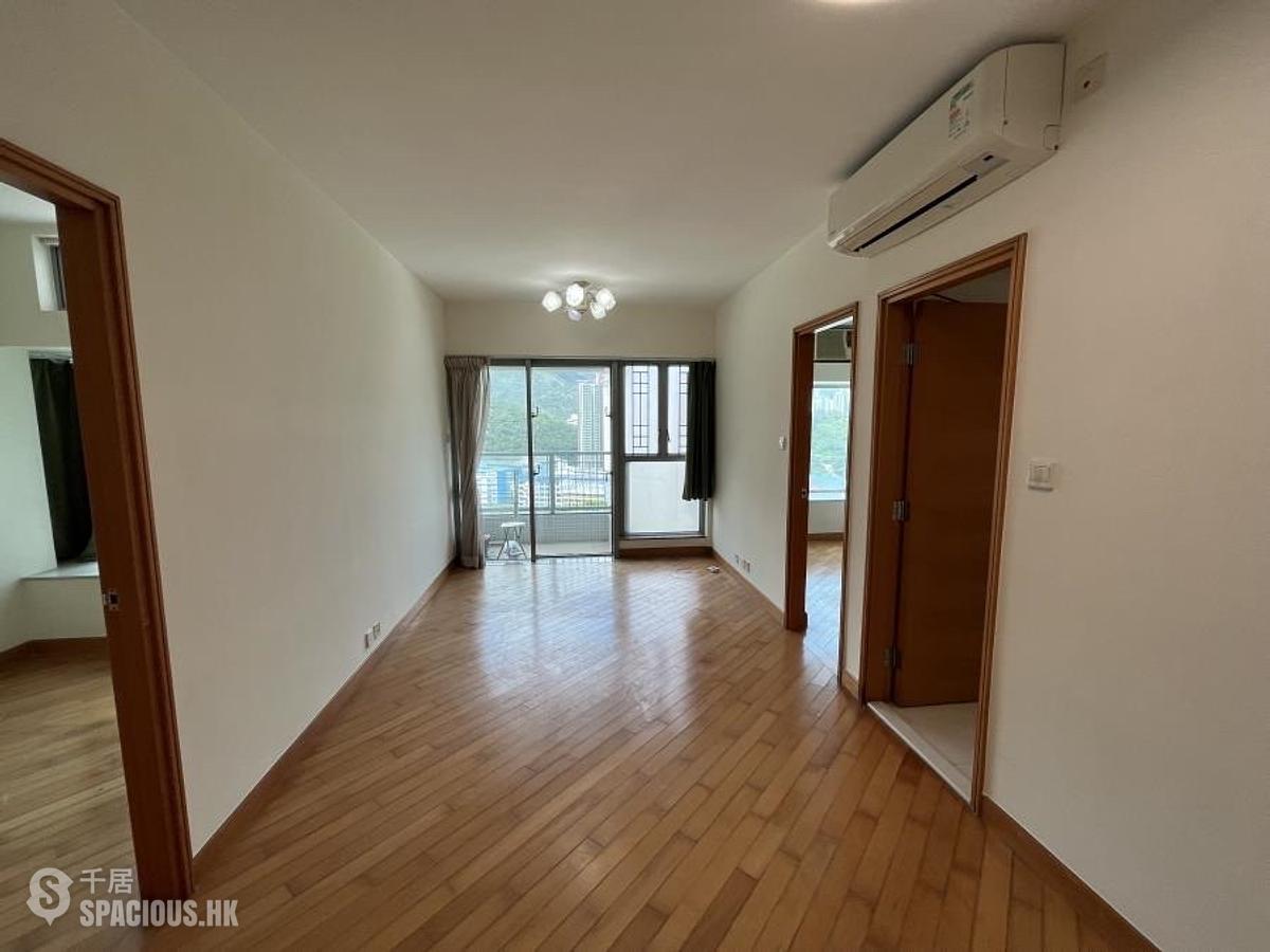 Tung Chung - Coastal Skyline Phase 3 La Rossa Block B (Block 8) 01