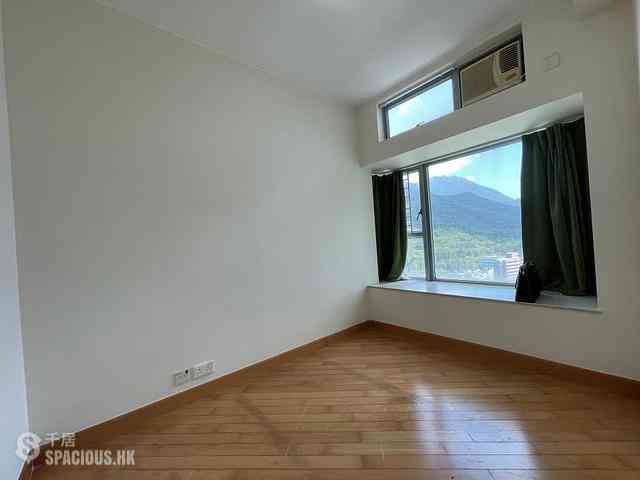 Tung Chung - Coastal Skyline Phase 3 La Rossa Block B (Block 8) 02