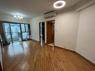 Tung Chung - Coastal Skyline Phase 3 La Rossa Block B (Block 8) 03