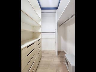 Wan Chai - Convention Plaza Apartments 05