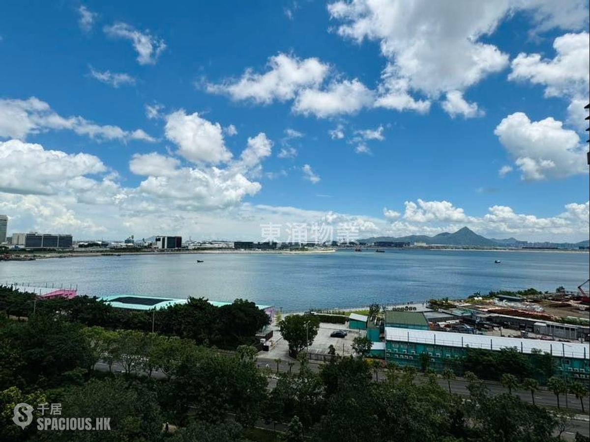 Tung Chung - Coastal Skyline Phase 4 Le Bleu Deux Block 5 01