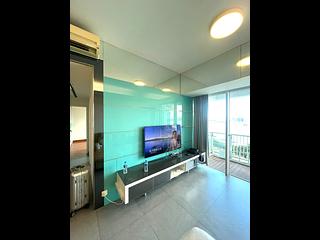 Tung Chung - Coastal Skyline Phase 4 Le Bleu Deux Block 5 02