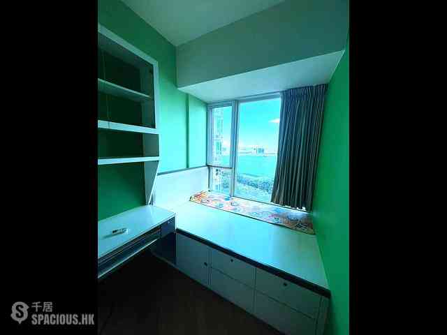 Tung Chung - Coastal Skyline Phase 4 Le Bleu Deux Block 5 07