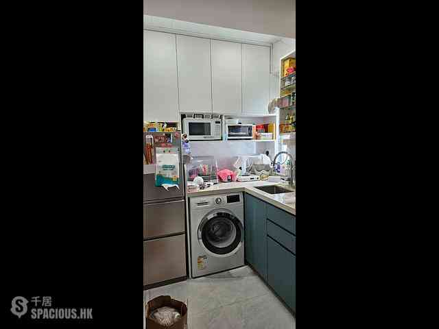 Wan Chai - Hay Wah Building Block B 06
