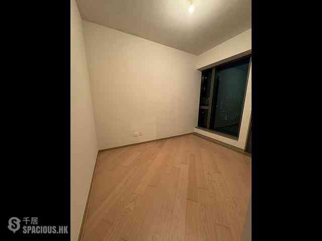 Wong Chuk Hang - The Southside Phase 1 Southland Tower 1A 01