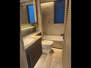 Wong Chuk Hang - The Southside Phase 2 La Marina Tower 2B 03