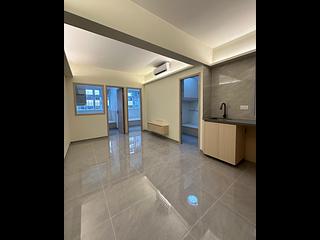 Wan Chai - King Tao Building 02