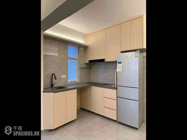 Wan Chai - King Tao Building 03