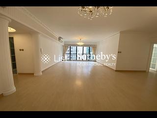 Mid Levels Central - Clovelly Court 02