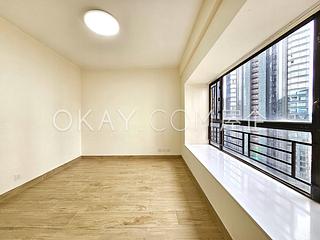 Mid Levels Central - Blessings Garden Phase I 03