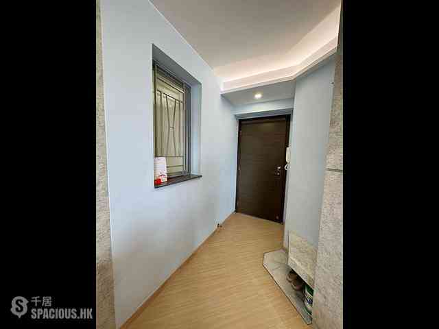 Sai Wan Ho - Grand Promenade Block 5 04