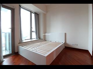 Wan Chai - The Avenue Phase 2 03