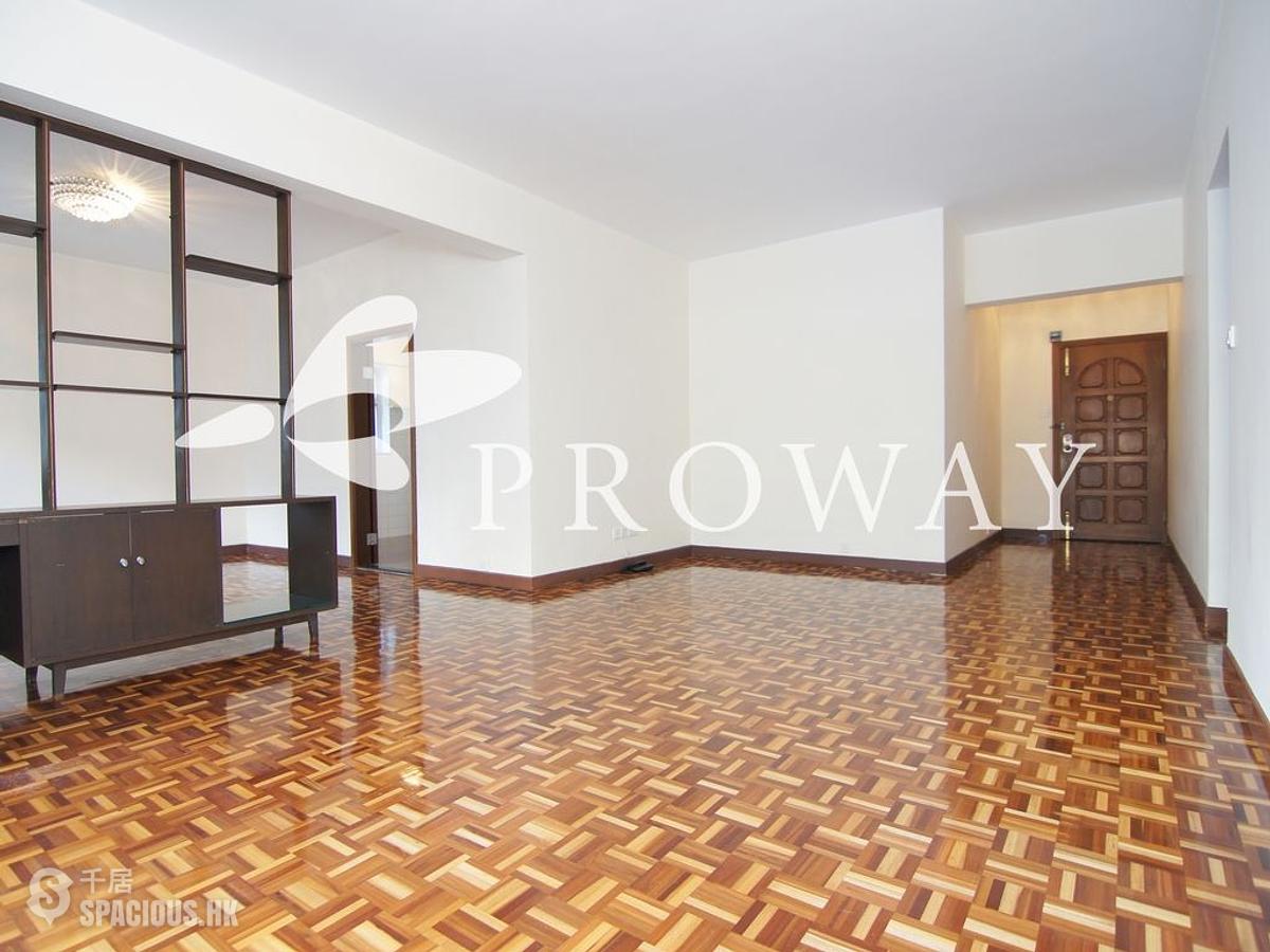 Mid Levels Central - Emerald Court 01