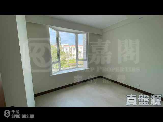 Chung Hom Kok - Hillgrove 01