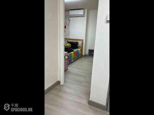 Sai Ying Pun - Po Fung Building 07