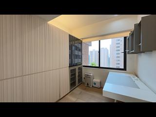 Tai Tam - Hong Kong Parkview Parkview Heights Block 14 07