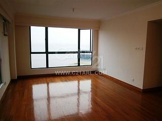 Stanley - Stanley Beach Villa 02