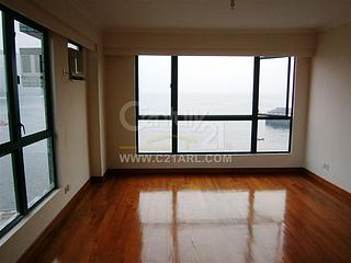 Stanley - Stanley Beach Villa 03