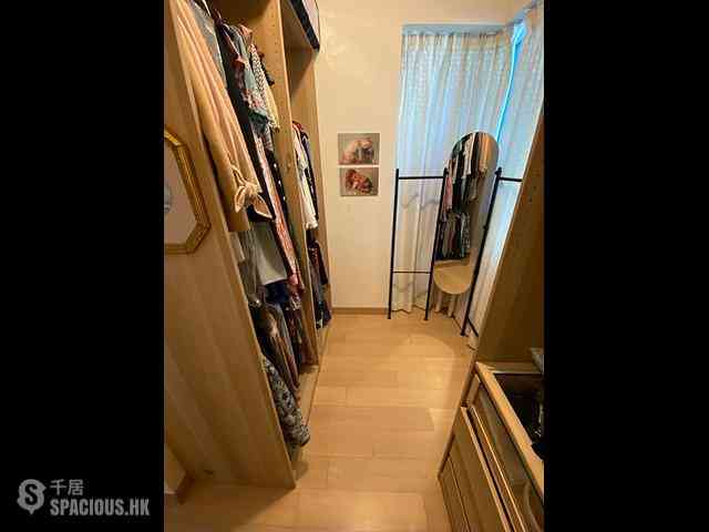 Tseung Kwan O - The Parkside Block 3 04
