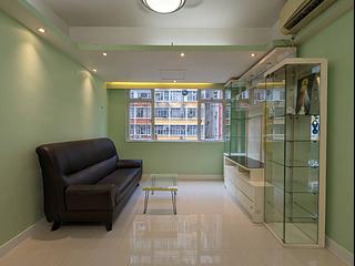 North Point - Hang Ying House 03