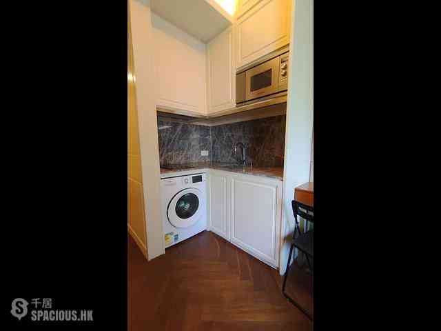 Shek Tong Tsui - One South Lane 01