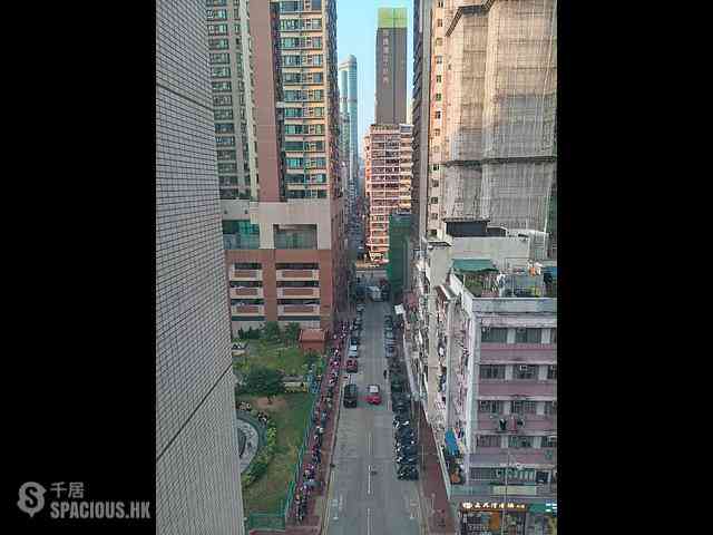 Yau Ma Tei - Kwan Kang Building 01