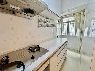 Wan Chai - Phoenix Court Block 4 08