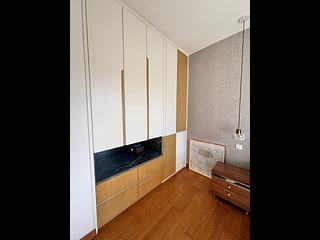 Tseung Kwan O - The Papillons Block 5 08