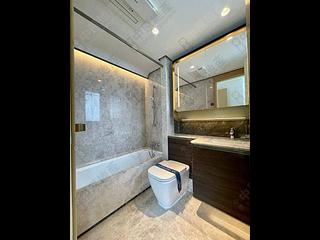 Wong Chuk Hang - The Southside Phase 2 La Marina Tower 1A 02