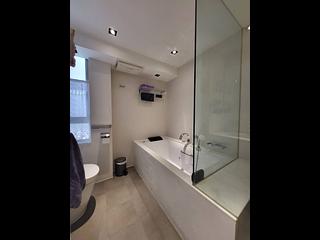 Mid Levels Central - Tregunter Tower 3 06