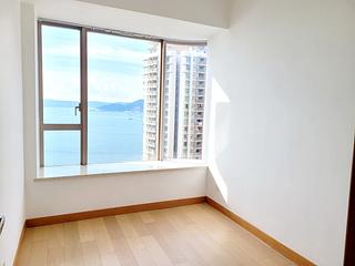 Kennedy Town - Cadogan 07