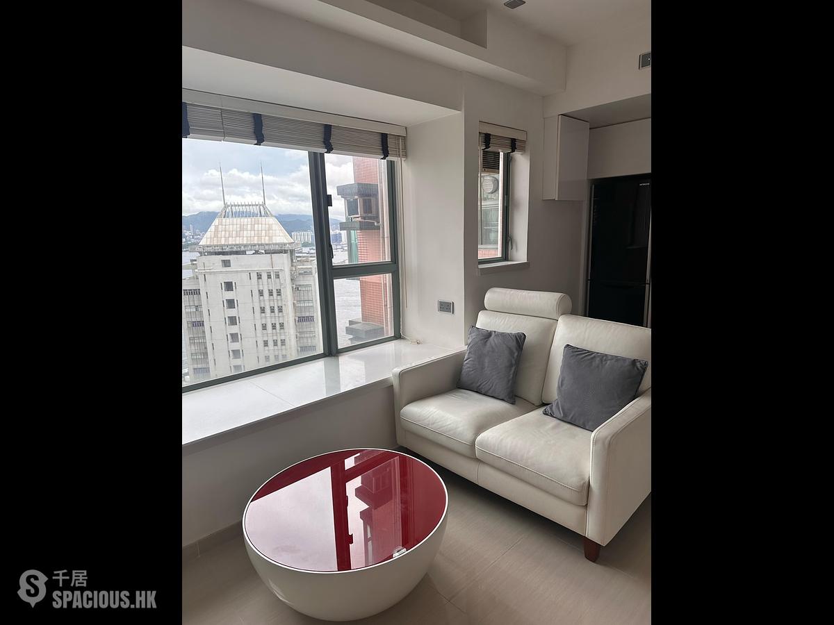Sheung Wan - Queen's Terrace 01