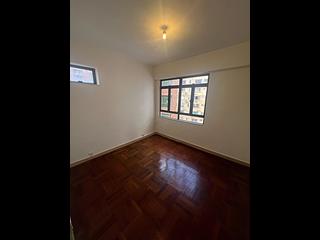 Mid Levels Central - Merry Court 04