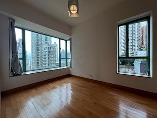 Sai Ying Pun - Bon-Point 05