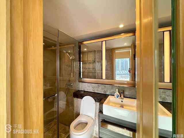 Tseung Kwan O - The Wings Ocean Wings Block 1 05