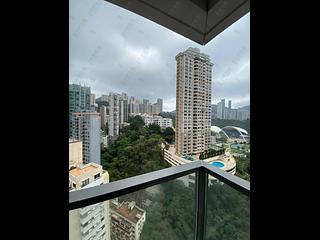 Tai Hang - Warrenwoods 02