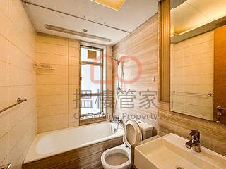 Sai Ying Pun - Island Crest 09