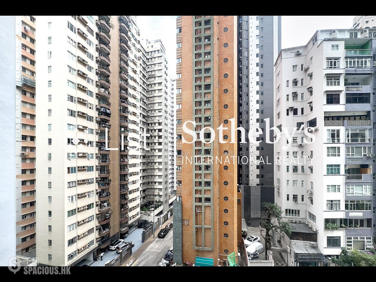 Happy Valley - Elegant Court 01