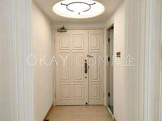 Mid Levels Central - Clovelly Court 05