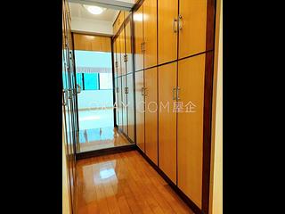 Mid Levels Central - Clovelly Court 08