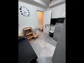 尖沙咀 - 金马伦道15-17号 04