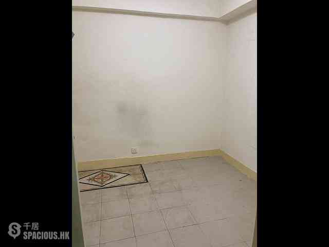 Wan Chai - Four Sea Mansion 03