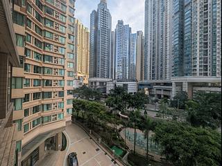Tai Kok Tsui - Island Harbourview 03