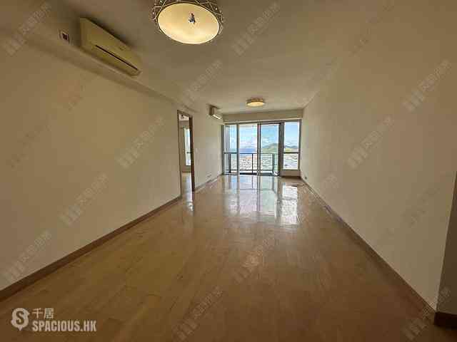 Wong Chuk Hang - Marinella 01