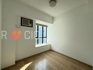 Mid Levels Central - Vantage Park 11